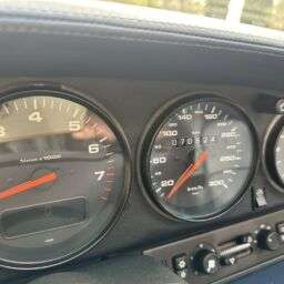 PORSCHE Carrera 4S (993)