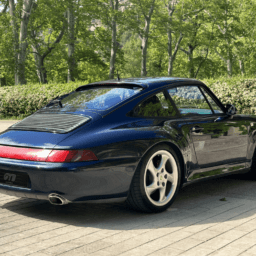 PORSCHE Carrera 4S (993)