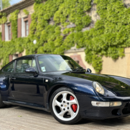 PORSCHE Carrera 4S (993)